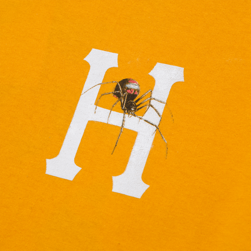 HUF PREY CLASSIC H T-SHIRT goud voorkant close-up