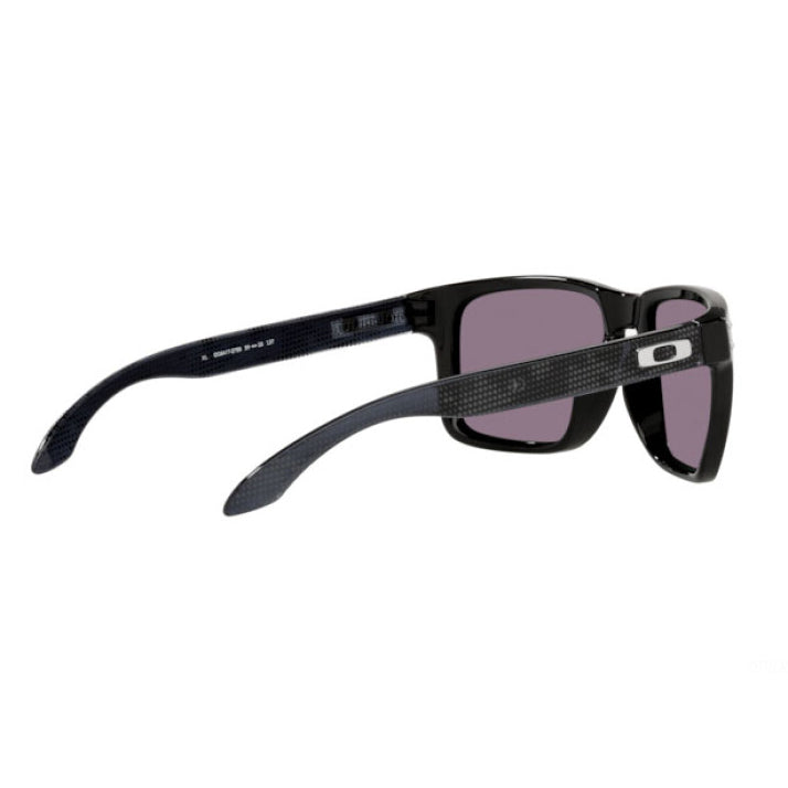 Bestel de Oakley Holbrook XL Polished Black Prizm Grey snel, veilig en gemakkelijk bij Revert 95. Check onze website voor de gehele Oakley collectie.