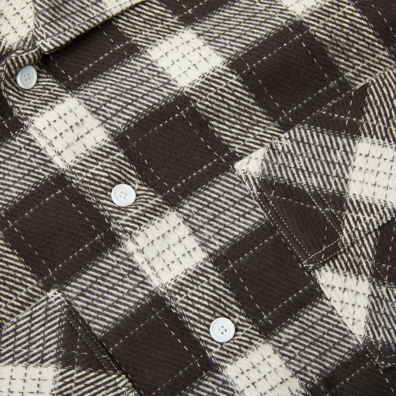 Bestel de Polar Big Boy Flannel Shirt Brown veilig, gemakkelijk en snel bij Revert 95. Check onze website voor de gehele Polar collectie.