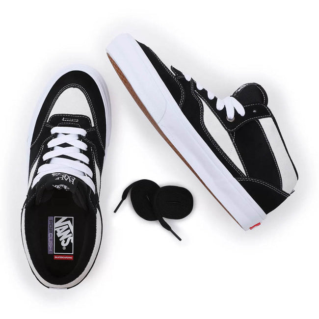 Bestel de Vans MN Skate Half Cab '92 BLACK MARSHMALLOW veilig, gemakkelijk en snel bij Revert 95. Check onze website voor de gehele Vans collectie, of kom gezellig langs bij onze winkel in Haarlem.