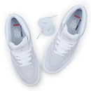 Bestel de Vans MN Skate Half Cab '92 LIGHT BLUE WHITE veilig, gemakkelijk en snel bij Revert 95. Check onze website voor de gehele Vans collectie, of kom gezellig langs bij onze winkel in Haarlem.