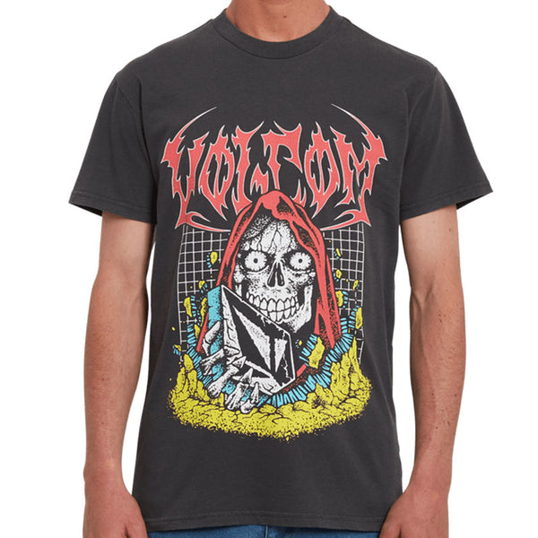 Bestel de Volcom SKATE VITALS CRYPT RIPPER T-SHIRT snel, veilig en gemakkelijk bij Revert 95. Check onze website voor de gehele Volcom collectie.